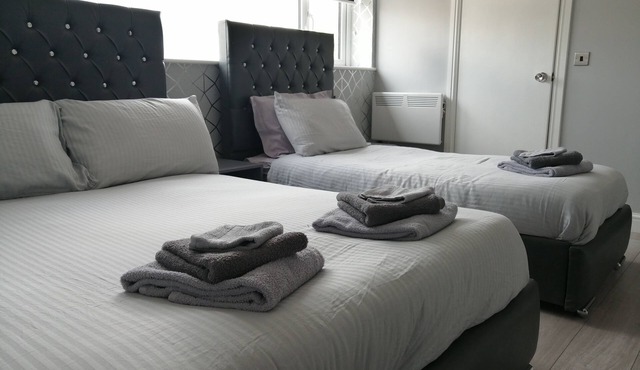 Encore Rooms