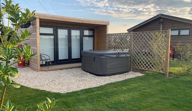 Escape to a quirky, cosy pod designed for the perfect romantic retreat.