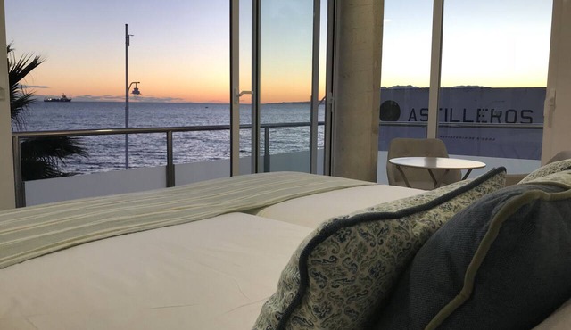 Estudio Nereo vista al mar
