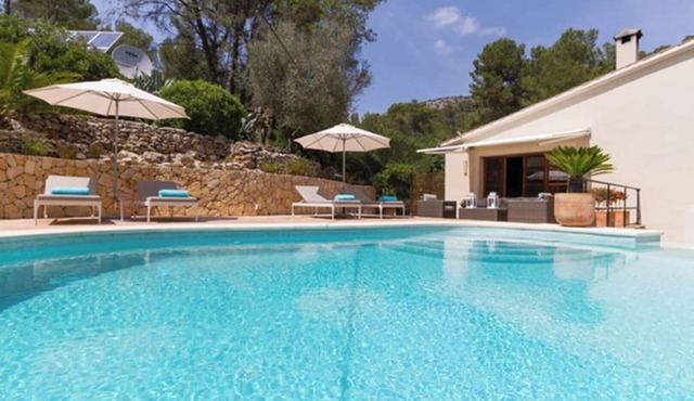 Exclusive Palma Villa with Modern Amenities, 1001