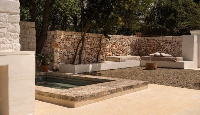 Exclusive Trulli & Lamia with private pool near Alberobello