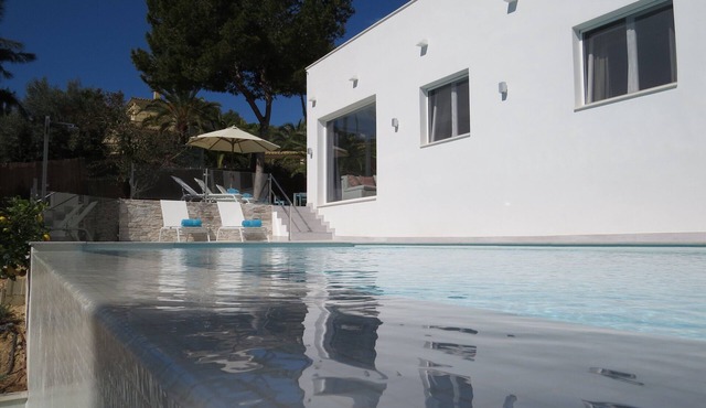 Exclusive villa with private pool in Costa de la Calma