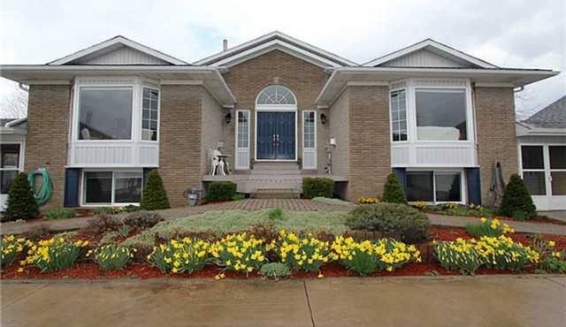 Fabulous Guesthouse B & B Located In The Heart Of Vineyard Country!