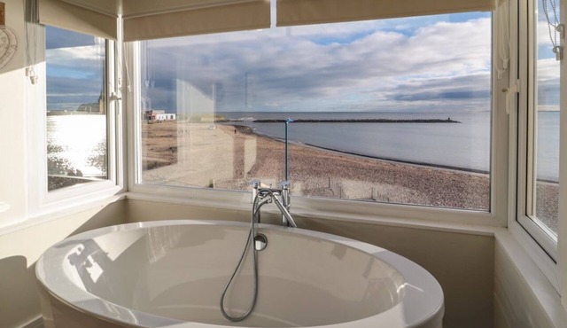 Fairwinds, Newbiggin-By-The-Sea