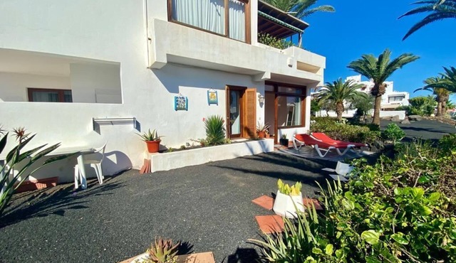 Fall in love with this cute two bedroom apartment