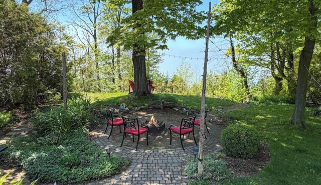 First on Elmslie Oasis, Lakefront