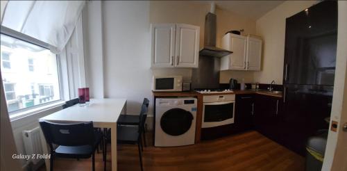 Flat 2 Douglas Head Road