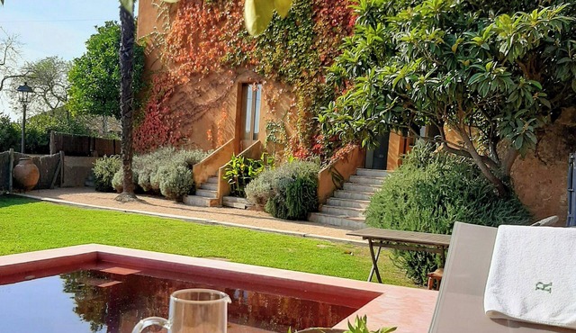 Flat in a former rectory near Begur