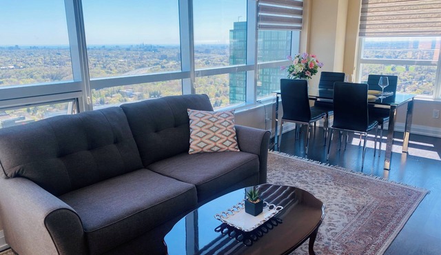 Furnished business apartment with view & amenities - monthly rental only