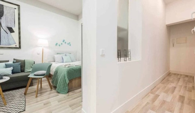 Gallery apartment in the center