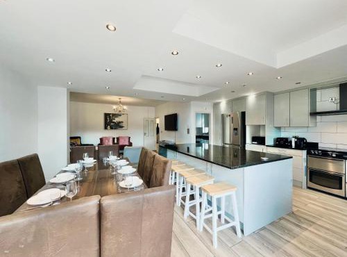 Gants Hill House