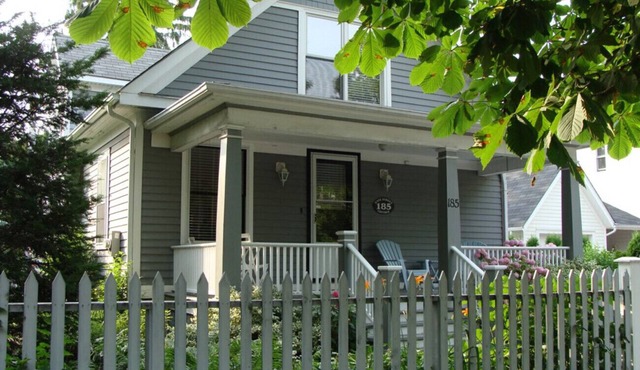 Gate Street Cottage with Great Front Porch