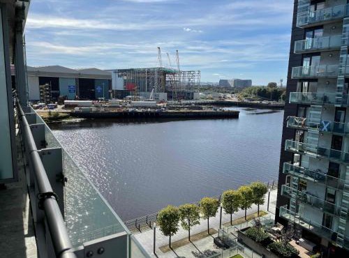 Glasgow Harbour River West End