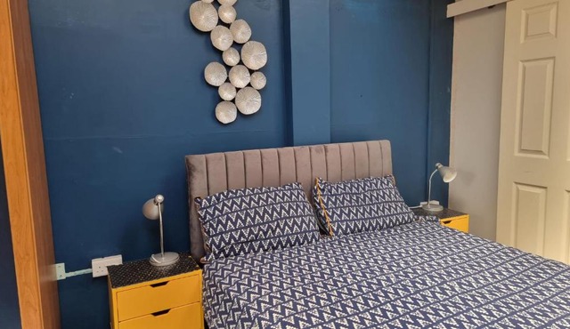 Glebe House, Private entrance, free parking on drive, Self check in, Netflix