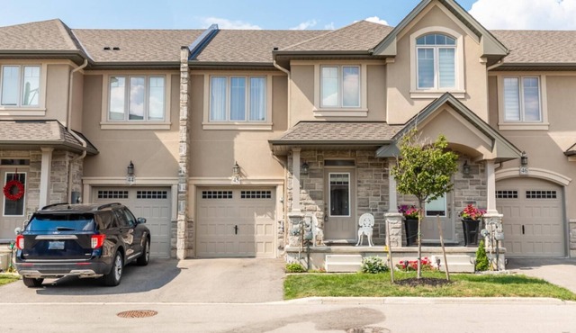 GLOBALSTAY. 3-Bedroom Townhome with Fireplace Lake Ontario