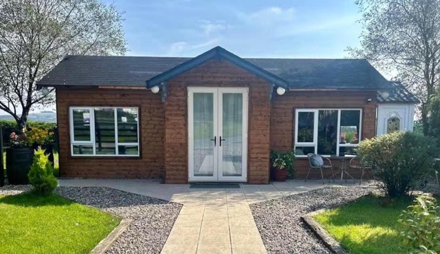 Gortin Glen Forest Cabin Sleeps 7 with Parking