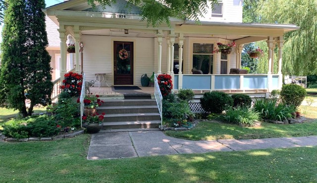 Green Oaks B&B