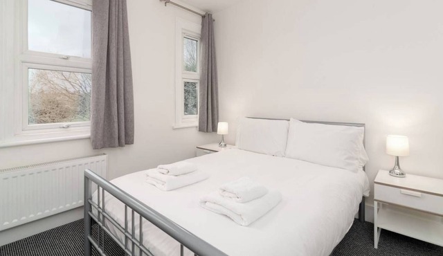 GuestReady - Modern 2-bed for 4 in Golders Green!