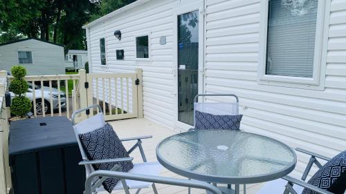 Haggerston Castle West Lawn 56 Cozy 3 Bed with Wifi and Paddock Views