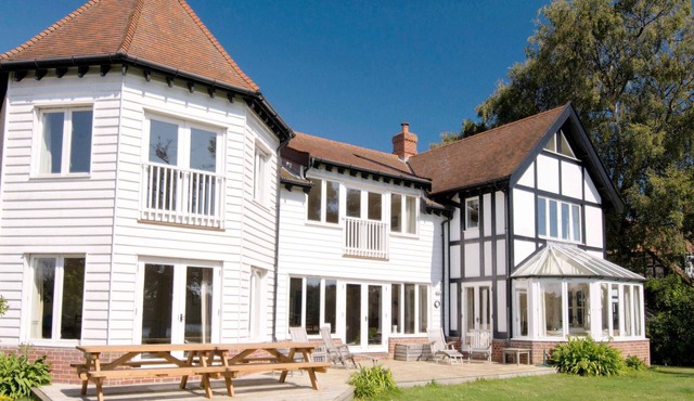 Hermitage House - Lake view house in Thorpeness (sleeps 12) #petfriendly house