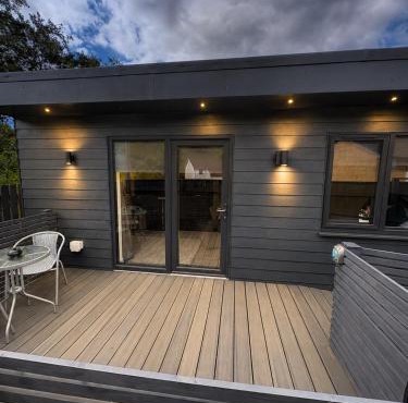 Hillview Cabin