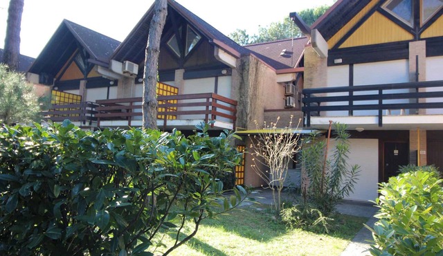 Holiday apartment mit Terrasse