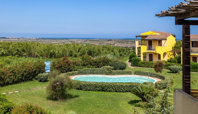 Holiday Apartment "Mirto" with Sea View, Shared Pool & A/C