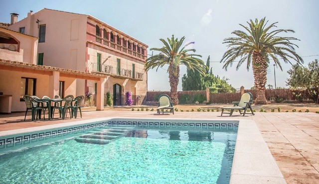 Holiday Home in St Pere Pescador with Pool