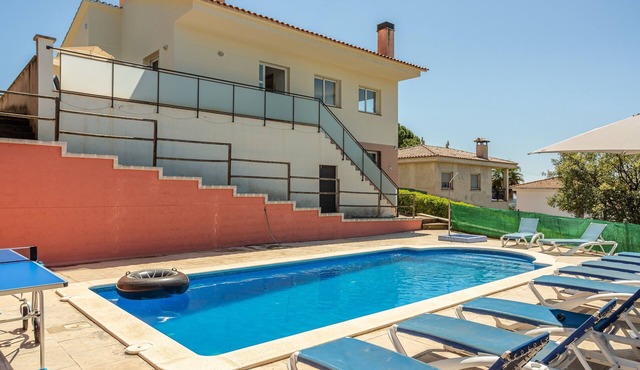 Holiday Home 'Azzure' with Sea View, Wi-Fi and Air Conditioning