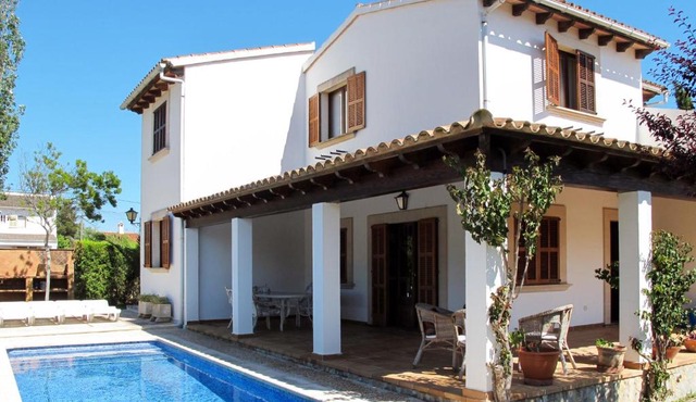 Holiday Home Ca Na Conxa - LAR160 by Interhome
