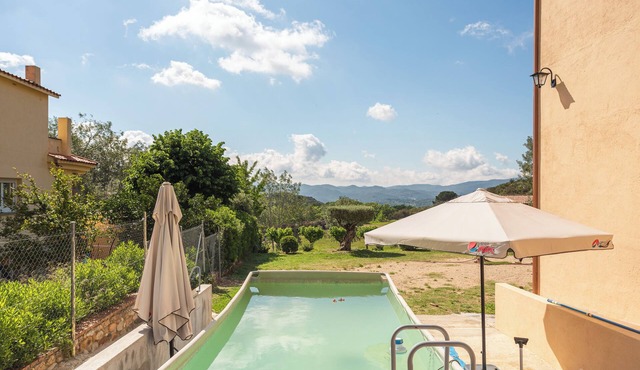 Holiday Home 'Can Giró' with Mountain View, Wi-Fi and Air Conditioning