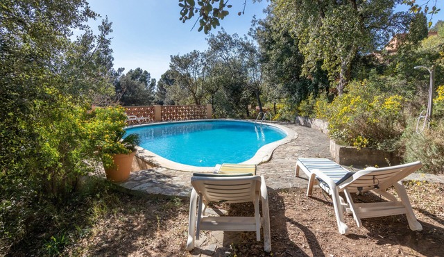 Holiday Home "Casita en Begur" with Shared Pool & Wi-Fi