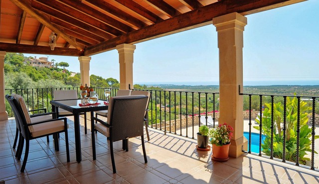 Holiday home Toni i na Bel, wonderful panoramic sea views, pool, Wi-Fi and A/C
