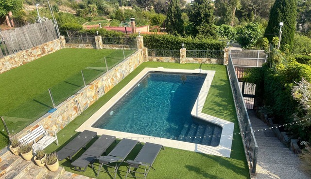 Holiday Home 'Villa Mar' with Sea View, Private Pool and Wi-Fi