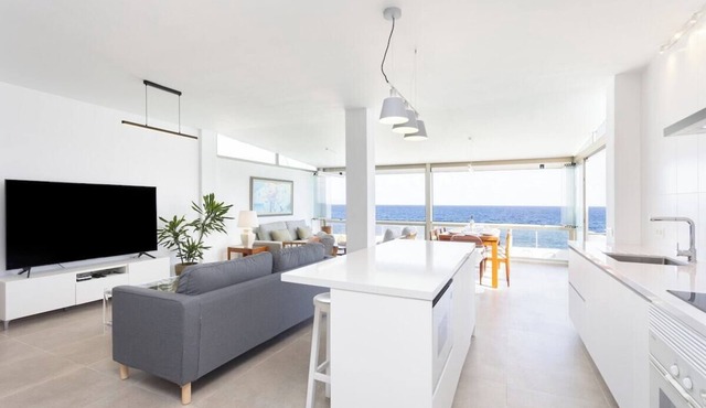 Home2Book Stunning Sea Views House, Private Pool