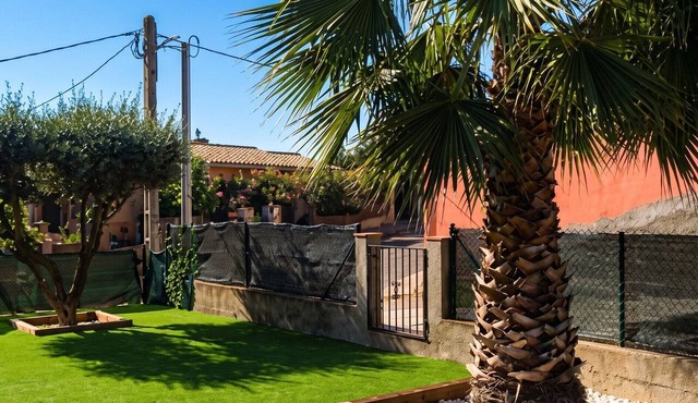 Homerez - Luxury Villa in Calonge with Pool, 140m²