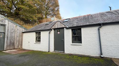 Hopetoun Bothy