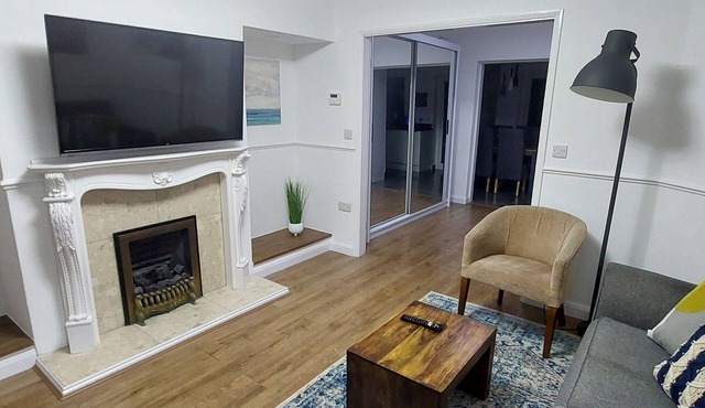 Hull 3Bed House-Driveway-Garden-FamilyFriendly