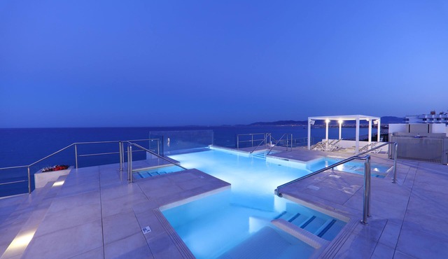 Iberostar Waves Bahía de Palma -Adults Only