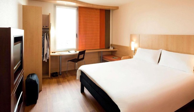 Ibis Barcelona Santa Coloma