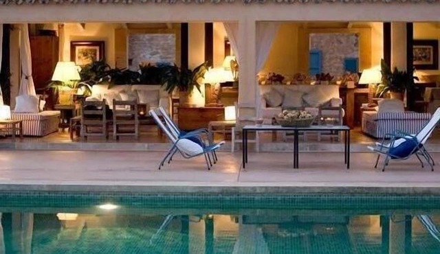 Ideal for Large Groups, Domestic Svs Included