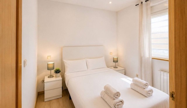 Ifema- Stay with connection to Ifema & airport