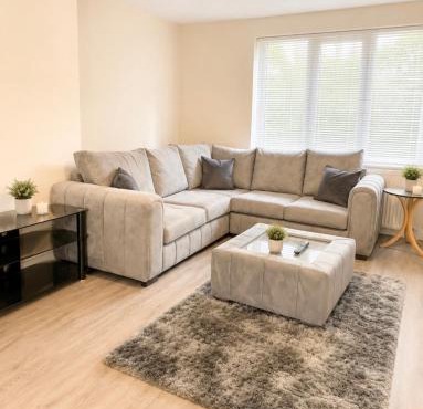 Jada-Rose Cosy Home In Basildon Town Centre