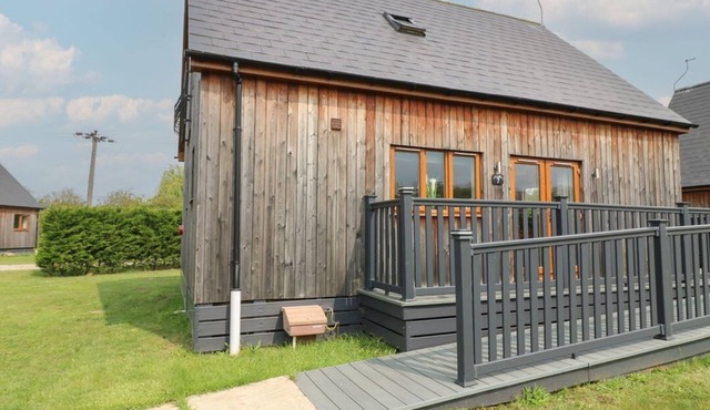 James Ville Marina Lodge 7, Brigg