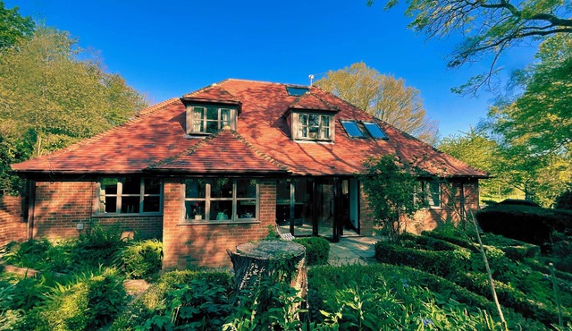 Kent Rural Retreat · 9 Bedroom Complex 24