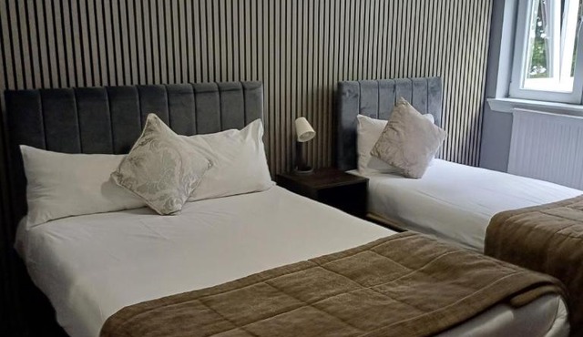 Kings Park Hotel
