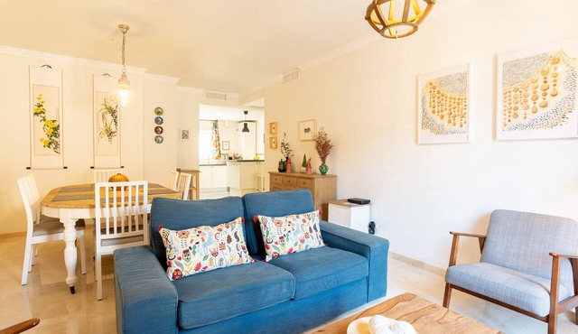 "La casa de las Artes" Spacious contemporary apartment in the heart of Málaga
