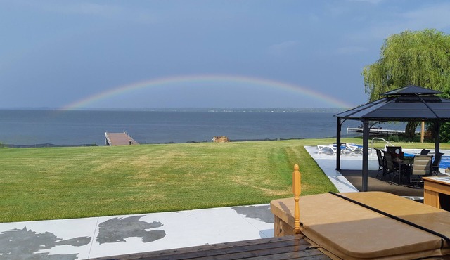 Lakefront with pool and hot tub