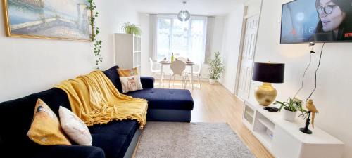 Large 1BR with Sofa Bed near O2, ExCeL and Canning Town, Fast WiFi