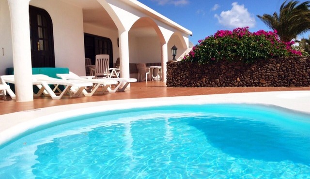 Large privately owned villa, close to beaches